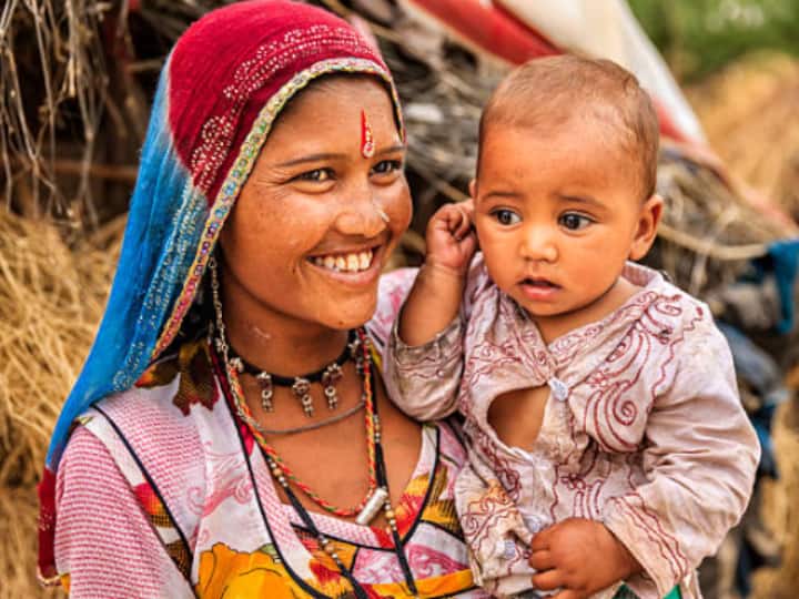 हरियाणा लाडली योजना के लिए जिन डॉक्युमेंट्स की जरूरत है उनमें आधार कार्ड, बीपीएल राशन कार्ड, मोबाइल नंबर, जन्म प्रमाण पत्र, बैंक खाता पासबुक, मां-बाप का पासपोर्ट साइज फोटो, मां-बाप का पहचान पत्र, जाति प्रमाण पत्र, निवास प्रमाण पत्र शामिल हैं.