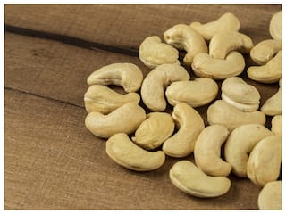Cashew benefits: ਜੇਕਰ ਤੁਸੀਂ ਵੀ ਭਾਰ ਘਟਾਉਣ ਲਈ ਖਾਂਦੇ ਹੋ ਕਾਜੂ, ਤਾਂ ਅੱਜ ਹੀ ਛੱਡ ਦਿਓ, ਸਿਹਤ 'ਤੇ ਪੈਂਦਾ ਇਹ ਅਸਰ