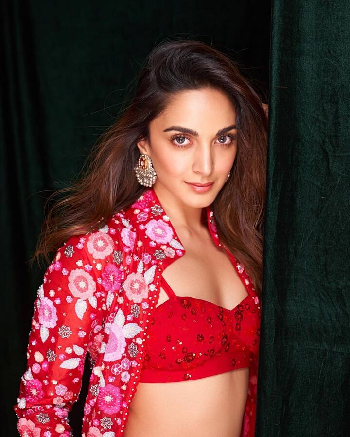 Kiara Advani is busy promoting her upcoming romance-drama 'Satyaprem Ki Katha' along with her co-star Kartik Aaryan.