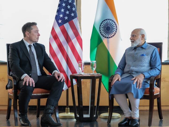PM Narendra Modi US Visit Meet Tesla CEO Elon Musk I am Big Fan Of Modi Twitter Invest in India PM Modi US Visit: 'मैं मोदी का फैन हूं', केवल इतना कहकर ही नहीं रुके एलन मस्क, तारीफ में कहीं ये 5 बड़ी बातें