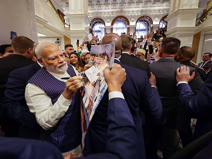 PM Modi US Visit Full Schedule Check Day 3 Itinerary State Dept Lunch Indian Diaspora Address Modi In US: Lunch Hosted By Kamala Harris, Address To Indian Diaspora — A Look At PM's Day 3 Itinerary
