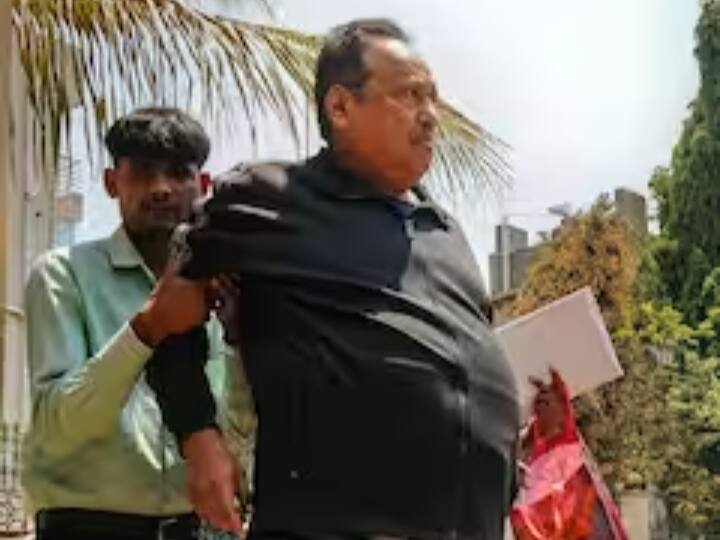 Jharkhand ED questioning Businessman Vishnu Agarwal in Ranchi land scam case Ranchi Land Scam: जमीन घोटाले मामले में विष्णु अग्रवाल पर कसा ED का शिकंजा, नहीं चला तबीयत खराब होने का बहाना