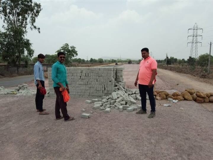 Korba land went for construction of National Highway Farmers are not getting compensation ANN कोरबा: NH के निर्माण में चली गई जमीन, नहीं मिल रहा मुआवजा, टूट रहा किसानों का सब्र