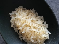 चावल को पकाने से पहले उसे क्यों धोते हैं? जानिए इसके पीछे का वैज्ञानिक कारण