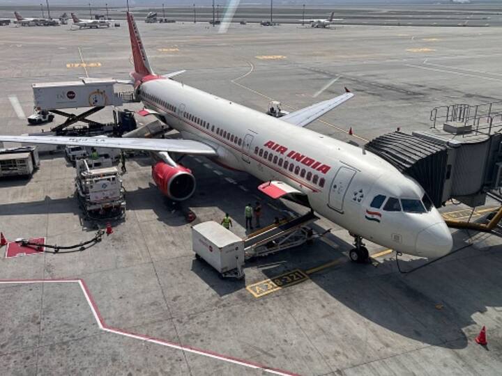 Air India - (470 Jets) - Air India on Tuesday sealed a substantial deal for 470 jetliners, consisting of 250 Airbus planes and 220 Boeing aircraft. Additionally, the Tata-owned airline retains the option to purchase 70 more planes from Boeing. The order encompasses 400 narrowbody and 70 widebody aircraft, with Air India anticipated to receive its first few widebody Airbus A350 jets by year-end. (Image: Getty)