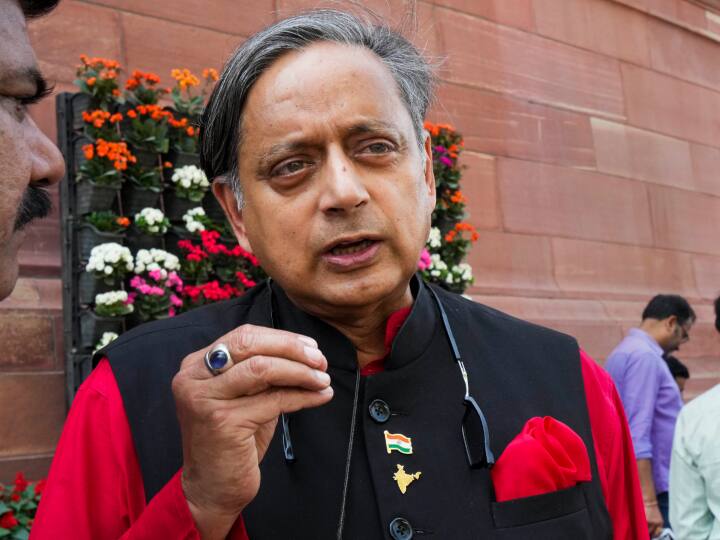 manipur violence congress mp shashi tharoor on bjp and pm modi '...सिर्फ छोटे इंजन के खराब होने से नहीं रुकेगी', मणिपुर वायरल वीडियो को लेकर शशि थरूर का केंद्र पर निशाना