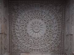 IN PICS: राम मंदिर के छत की ढलाई का काम पूरा, अब बनाई जा रही देवी-देवताओं की तस्वीरें