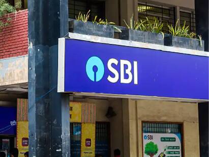 SBI Recruitment for the bank officers on contract Basis Check the details SBI recruitment: ஓய்வு பெற்ற ஊழியரா? பிரபல வங்கியில் வேலை மாதம் ரூ.60,000 ஊதியம் விண்ணப்பிப்பது எப்படி?