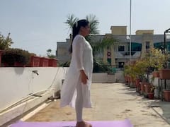 International Yoga Day 2023:  'करो योग, रहो निरोग'...; खासदार नवनीत राणा यांनी साजरा केला 'योग दिन'