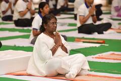 International Yoga Day 2023: ఘనంగా అంతర్జాతీయ యోగా దినోత్సవం - ఆసనాలు వేసిన ప్రముఖులు