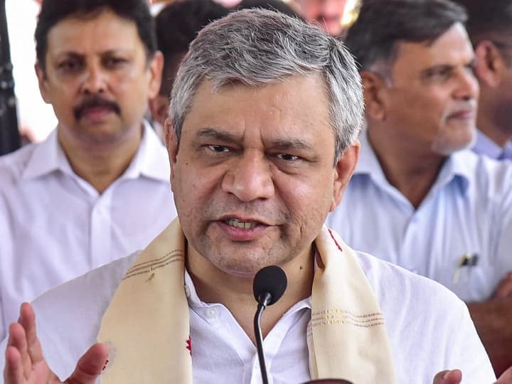 Balasore Train Accident: बालासोर ट्रेन एक्सीडेंट की जांच पर रेल मंत्री अश्विनी वैष्णव क्या बोले? Odisha Balasore Train Accident Ashwini Vaishnav After CBI Investigation Truth Come Out Balasore Train Accident: बालासोर ट्रेन एक्सीडेंट की जांच पर रेल मंत्री अश्विनी वैष्णव क्या बोले?