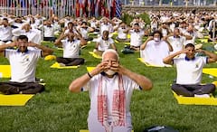 PM Modi : একসঙ্গে যোগ করলেন ১৩৫ দেশের মানুষ, গিনেস ওয়ার্ল্ড রেকর্ডে মোদির নেতৃত্বাধীন অনুষ্ঠান