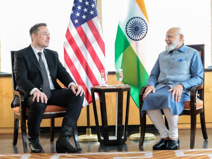 Prime Minister Narendra Modi held a meeting with CEO of Tesla and SpaceX, Elon Musk. The discussions between the two revolved around the implementation of economic reforms aimed at improving the business climate and promoting investment prospects in India. [Image Source: Twitter | @PMOIndia]