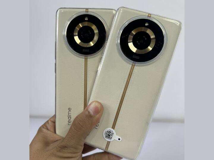 Realme 11 Pro Plus: ये स्मार्टफोन अभी हाल ही में लॉन्च हुआ है जिसमें 200MP का कैमरा मिलता है. हालांकि ये पहला फोन नहीं है जिसमें कंपनी ने 200MP का कैमरा दिया हो. इससे पहले कई कंपनियां अपने मोबाइल फोन में 200MP का कैमरा दे चुकी हैं. स्मार्टफोन में 6.67 इंच की डिस्प्ले और MediaTek Dimensity 7050 चिपसेट का सपोर्ट मिलता है. कीमत- 27,999 रुपये.