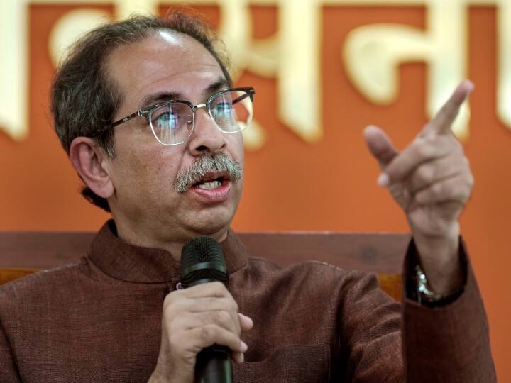 Uddhav Thackeray on split in Shiv Sena and NDA Maharashtra Politics News Maharashtra: बिना नाम लिए एकनाथ शिंदे पर उद्धव ठाकरे का निशाना- 'जिन लोगों ने शिवसेना में फूट डाली उन्होंने सोचा कि...'