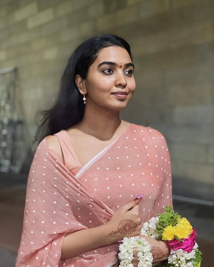 శివాత్మిక రాజశేఖర్ అందమైన ఫోటోలు