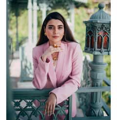 Nimrat Khaira: ਨਿਮਰਤ ਖਹਿਰਾ ਦੀ ਮਾਸੂਮੀਅਤ ਨੇ ਜਿੱਤਿਆ ਦਿਲ, ਤਸਵੀਰਾਂ ਦੇਖ ਫੈਨਜ਼ ਬੋਲੇ- 'ਦਿਲਾਂ ਦੀ ਰਾਣੀ'