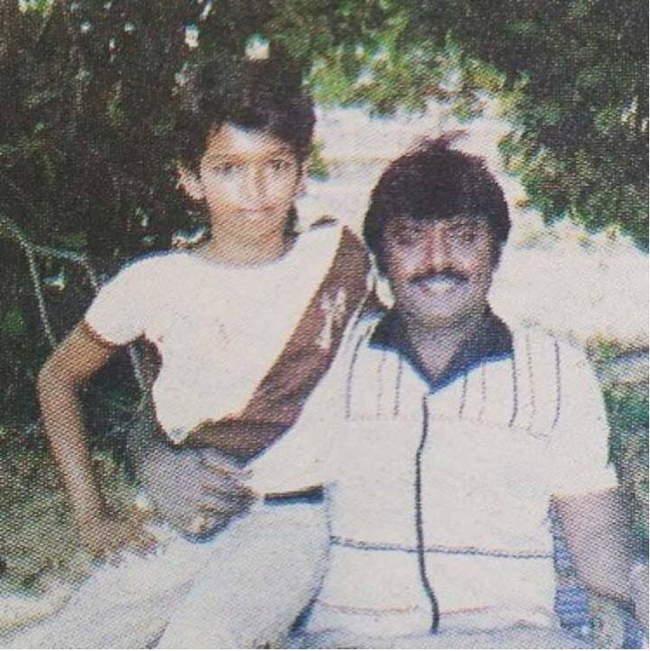 தனது தந்தை இயக்கிய வெற்றி படத்தில் குழந்தை நட்சத்திரமாக விஜய் அறிமுகமானார். இதில் விஜய்காந்தின் சிறுவயது கேரக்டரில் நடித்திருப்பார்.