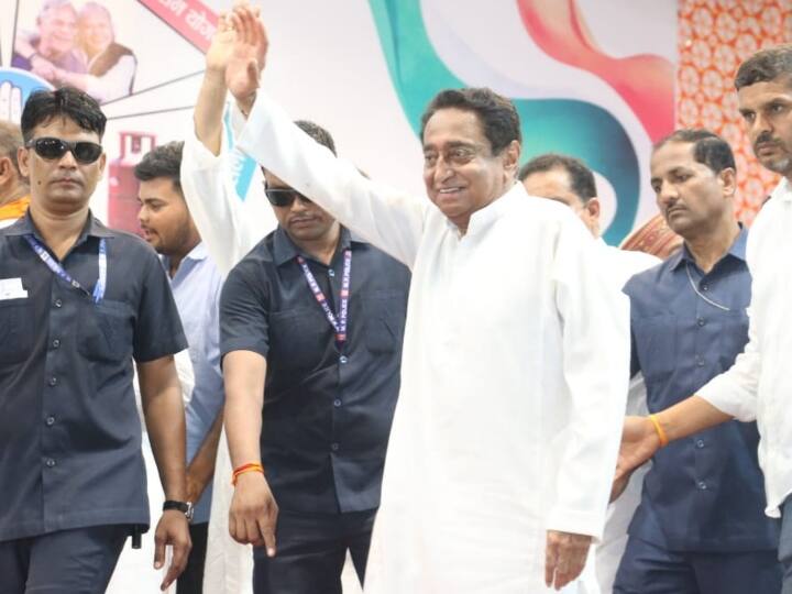 Madhya Pradesh Elections 2023: कमलनाथ का शिवराज सरकार पर हमला, कहा- खोखली सरकार ने महाकाल लोक में मूर्तियां भी खोखली लगवाईं Madhya Pradesh Assembly Elections 2023 Congress Kamal Nath attack on Shivraj Singh Chouhan government Mahakal Lok Madhya Pradesh Elections 2023: कमलनाथ का शिवराज सरकार पर हमला, कहा- खोखली सरकार ने महाकाल लोक में मूर्तियां भी खोखली लगवाईं