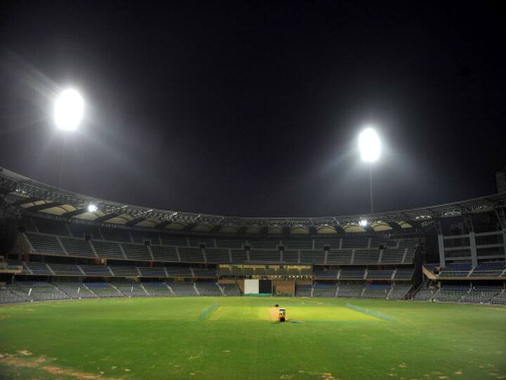 Wankhede Stadium Gears Up For 2023 World Cup With New Floodlight Installation Wankhede Stadium Gears Up For 2023 World Cup With New Floodlight Installation