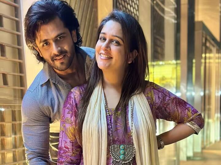 હાલમાં જ ટીવી સિરિયલ સ્ટાર દીપિકા કક્કરે પોતાના પહેલા બાળકને જન્મ આપ્યો છે. અભિનેત્રી લાંબા સમયથી તેના પ્રશંસકોને તેની ગર્ભાવસ્થા વિશે અપડેટ કરતી હતી.