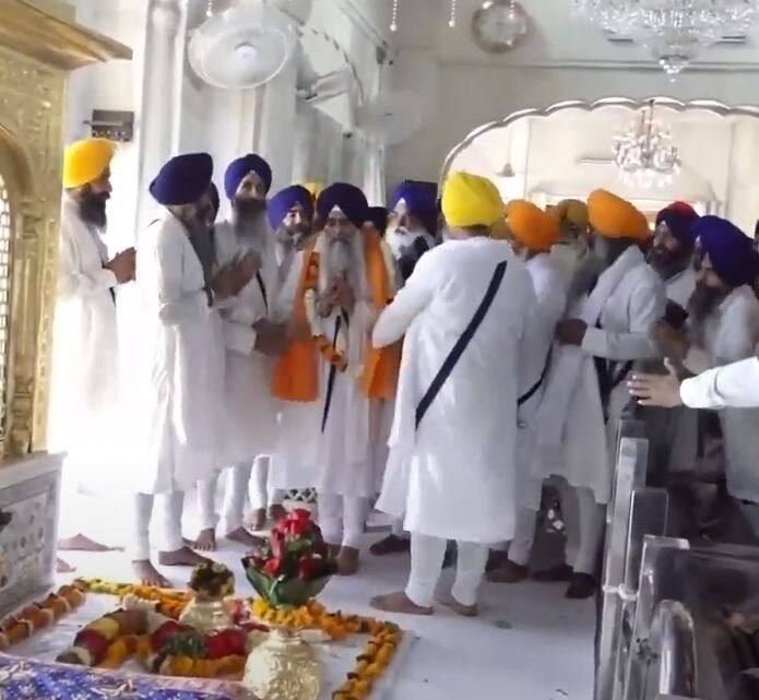 Jathedar Giani Raghbir assumed the post ceremony of Dastarbandi on Sri Akal Takht Sahib was completed ਜਥੇਦਾਰ ਗਿਆਨੀ ਰਘਬੀਰ ਸਿੰਘ ਨੇ ਸੰਭਾਲਿਆ ਅਹੁਦਾ, ਸ੍ਰੀ ਅਕਾਲ ਤਖ਼ਤ ਸਾਹਿਬ 'ਤੇ ਦਸਤਾਰਬੰਦੀ ਦੀ ਰਸਮ ਹੋਈ ਸੰਪੰਨ