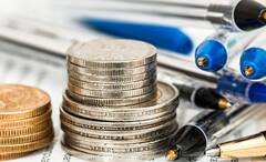 Zodiac Signs: অর্থ না থাকলেই অনর্থ, অল্প বয়সেই বুঝে যান সারসত্য, সঠিক জায়গায় বিনিয়োগ করতে জানেন এঁরা