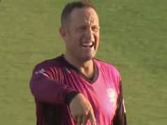 WATCH: Dutch Star Suffers Finger Dislocation In T20 Blast, Astonishingly Recovers In Bizarre Incident