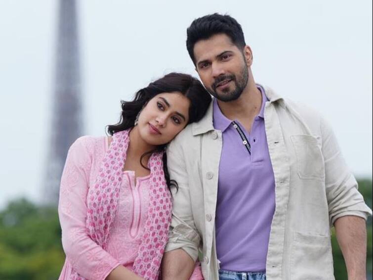 Janhvi Kapoor, Varun Dhawan Starrer 'Bawaal' Becomes First Indian Movie To Premiere At Eiffel Tower Janhvi Kapoor, Varun Dhawan Starrer 'Bawaal' Becomes First Indian Movie To Premiere At Eiffel Tower