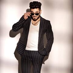 बिग बॉस फेम शिव ठाकरेचा डॅशिंग अंदाज; फोटो व्हायरल