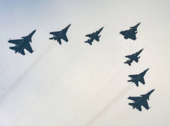 PM Modi US Visit: भारत में होगा लड़ाकू विमानों के इंजन का उत्पादन, जीई एरोस्पेस ने HAL से की डील GE Aerospace signs agreement with HAL for joint production of fighter aircraft engines in India PM Modi US Visit: भारत में होगा लड़ाकू विमानों के इंजन का उत्पादन, जीई एरोस्पेस ने HAL से की डील