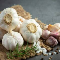 Garlic: ਗਰਮੀਆਂ 'ਚ ਲਸਣ ਖਾਣ ਦੇ ਫਾਇਦੇ ਤੇ ਨੁਕਸਾਨ