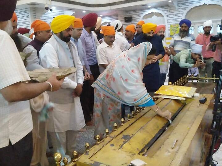 Punjab CM did not reach Patna alone, brought his wife along with his mother, offered obeisance at Gurudwara