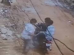 मुरैना में कोचिंग क्लास संचालक को दो छात्रों ने मारी गोली, वजह जानकर दंग रह जाएंगे आप