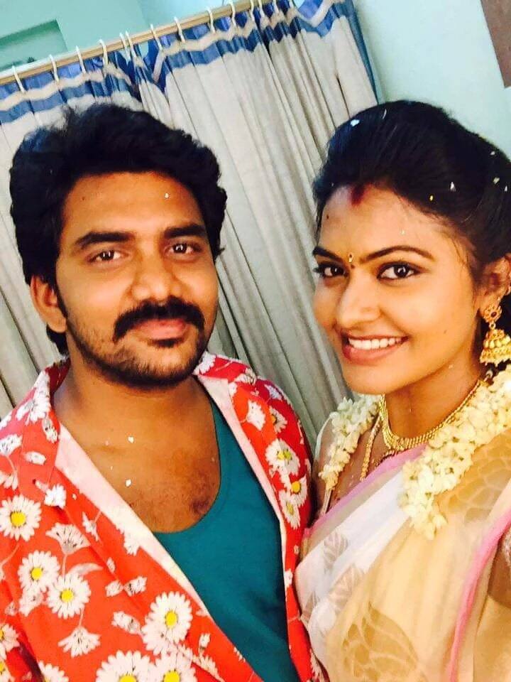 அதை தொடர்ந்து ஆல்டைம் பேவரைட் சீரியல்களில் ஒன்றான சரவணன் மீனாட்சியின் முதல் சீசனில் முருகன் எனும் கதாபாத்திரத்திலும், 2வது சீசனில் வேட்டையன் எனும் கதாபாத்திரத்திலும் நடித்தார்.