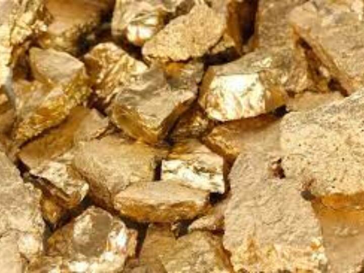 इसके अलावा आंध्र प्रदश और झारखण्ड के हीराबुद्दीनी और केंदरुकोचा की खानों से सोना निकाला जाता है.