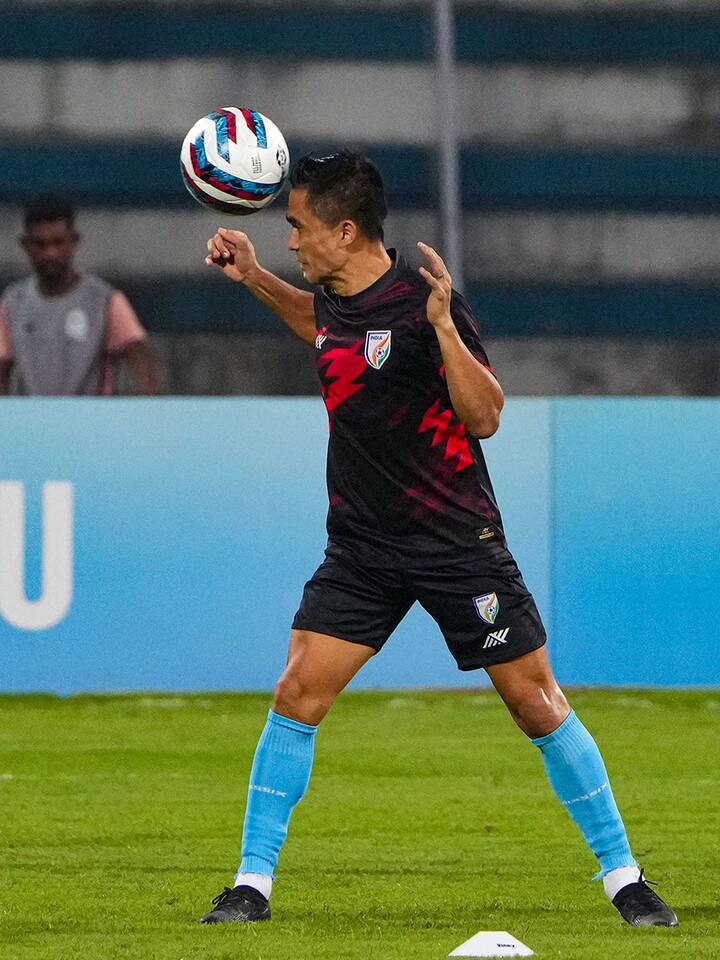 శాఫ్‌ ఛాంపియన్‌షిప్‌లో టీమ్ఇండియా కు అద్భుత ఆరంభం లభించింది.