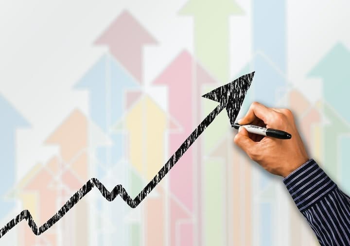 सेन्सेक्स 285 अंकांच्या घसरणीसह 63 238 अंकांवर स्थिरावला. निर्देशांकातील 30 पैकी 20 कंपन्यांच्या शेअर दरात घसरण झाली.