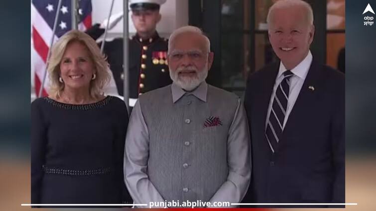 PM Modi in US: PM Modi arrived at the White House, welcomed by the First Lady along with US President Joe Biden PM Modi in US: ਵ੍ਹਾਈਟ ਹਾਊਸ ਪਹੁੰਚੇ PM ਮੋਦੀ, ਅਮਰੀਕੀ ਰਾਸ਼ਟਰਪਤੀ ਜੋ ਬਿਡੇਨ ਨਾਲ ਫਰਸਟ ਲੇਡੀ ਨੇ ਕੀਤਾ ਸਵਾਗਤ