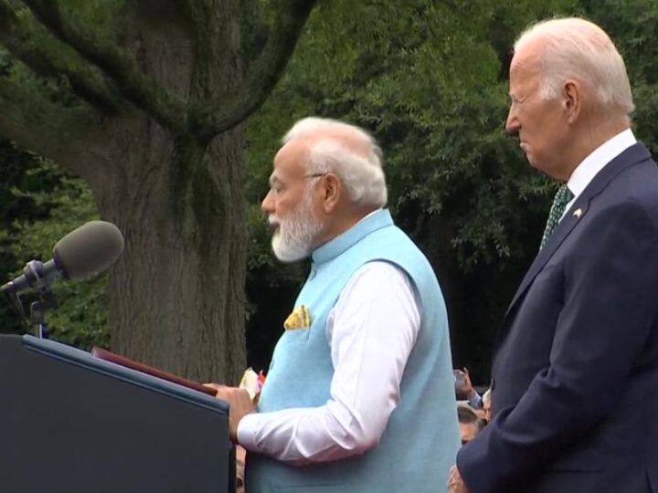 PM Narendra Modi US Visit: प्रधानमंत्री नरेंद्र मोदी अमेरिका की राजकीय यात्रा पर हैं. गुरुवार (22 जून) को उनका गर्मजोशी से व्हाइट हाउस में स्वागत किया गया.