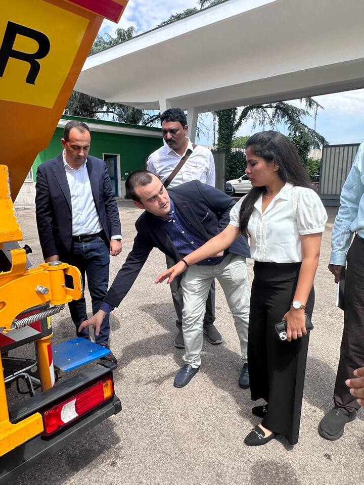 ஏற்கனவே இத்தாலியில் திடக்கழிவு மேலாண்மை குறித்த தொழில்நுட்பத்தை அறிந்திட மேயர் பிரியா சென்றுள்ளார்