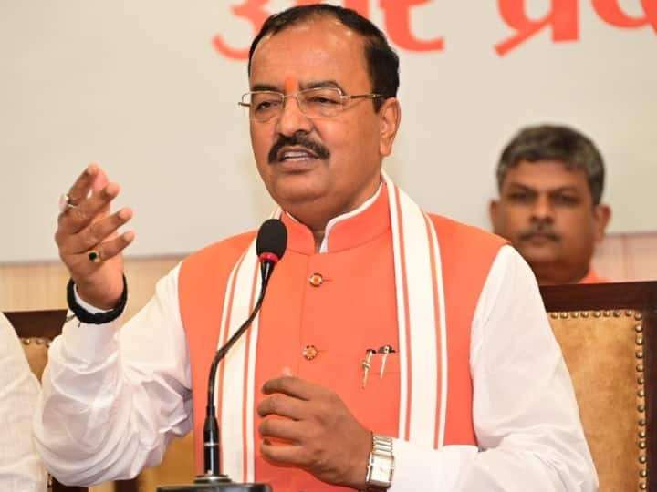 Before the INDIA meeting In mumbai Keshav Prasad Maurya big attack on the opposition UP Politics: INDIA की बैठक से पहले केशव प्रसाद मौर्य का विपक्ष पर बड़ा हमला, कहा- जल्द ही लंगड़ीमार खेल...