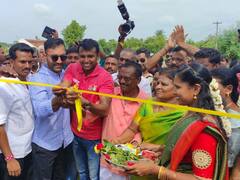 Natarajan Cricket academy: ’கையிலே ஆகாசம் கொண்டு வந்த உன் பாசம் காலமே போனாலும் வாழ்ந்திடும் ராசா..’ நடராஜனின் கனவு மைதானத்தை திறந்து வைத்த தினேஷ் கார்த்திக்!