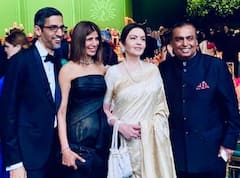 হোয়াইট হাউসে নৈশভোজে মুকেশ ও নীতা আম্বানি
