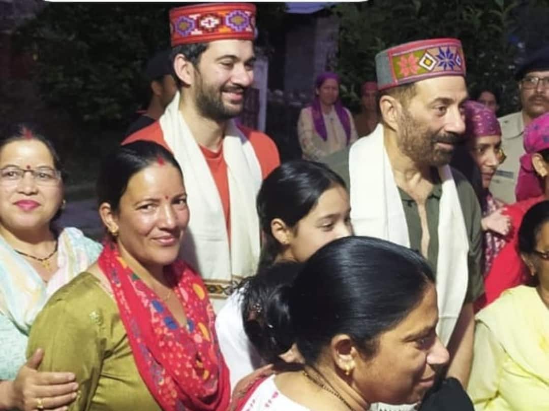Karan Deol And Drisha Reach Dashal Himachal Pradesh After Marriage, Sunny Deol Throws A Reception Party Newlyweds Karan Deol And Drisha Reach A Village In Himachal Pradesh After Marriage, Sunny Deol Throws A Reception Party