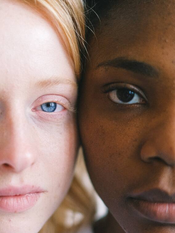 कुछ की आंखें भूरी और काली, तो कुछ की नीली क्यों होती है?