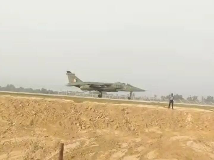 Airforce fighter aircraft will be run on Purvanchal Expressway on June 24-25 in sultanpur ann Sultanpur News: पूर्वांचल एक्सप्रेस वे पर गरजेंगे भारतीय सेना के लड़ाकू विमान, 24-25 जून को दिखाएंगे साहसी करतब