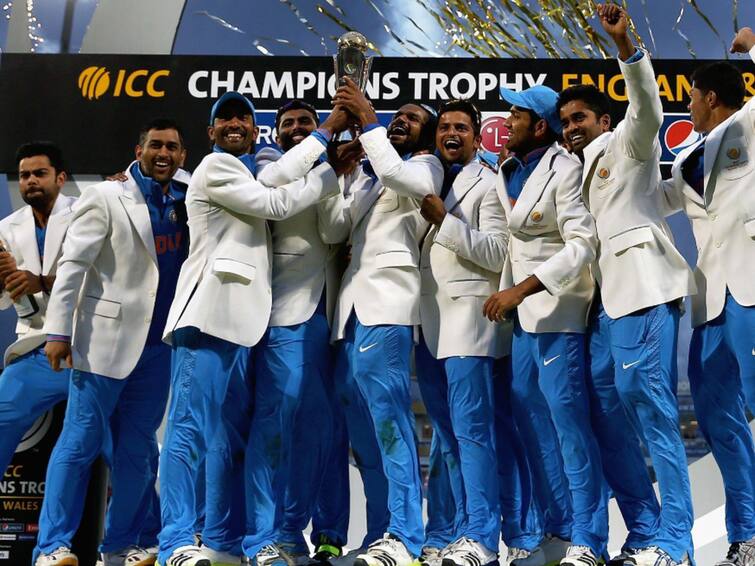 Champions Trophy 2013 10 years since Dhoni led the Indian team that won the Champions Trophy in 2013 Fans sharing memories Champions Trophy 2013: இன்றோடு 10 வருடம்… 2013-இல் தோனி தலைமையில் சாம்பியன்ஸ் டிராஃபி வென்ற இந்திய அணி..