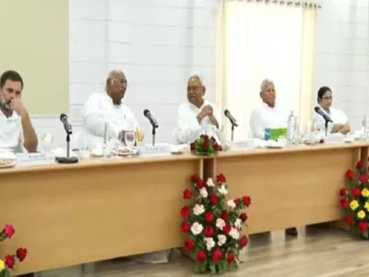 Opposition parties meeting in Patna Congress Responds To AAP Threat know more details here 16 எதிர்க்கட்சிகள் கலந்து கொண்ட பாட்னா கூட்டம்.. பா.ஜ.க.வை கதறவிடும் வியூகம்.. நடந்தது என்ன?