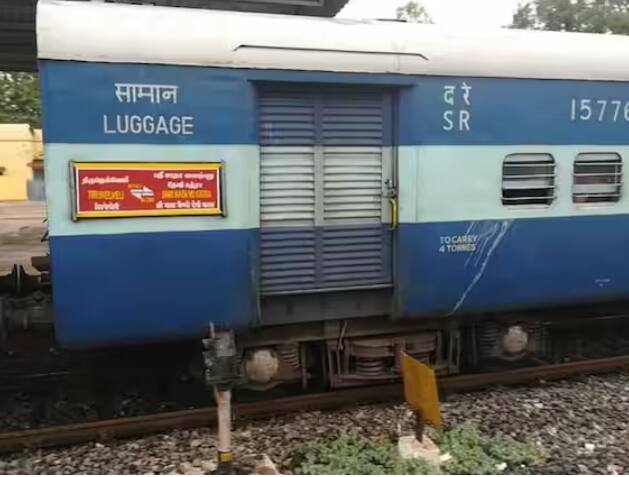 ਟੇਨ ਜੰਮੂ ਐਕਸਪ੍ਰੈਸ (ਤਿਰੁਨੇਲਵੇਲੀ ਜੰਮੂ):- ਇਹ ਰੇਲਗੱਡੀ ਤਾਮਿਲਨਾਡੂ ਦੇ ਤਿਰੂਨੇਲਵੇਲੀ ਤੋਂ ਜੰਮੂ ਅਤੇ ਕਸ਼ਮੀਰ ਦੇ ਕਟੜਾ ਤੱਕ ਲਗਭਗ 3,631 ਕਿਲੋਮੀਟਰ ਦੀ ਦੂਰੀ ਤੈਅ ਕਰਦੀ ਹੈ। ਰਸਤੇ 'ਚ 523 ਸਟੇਸ਼ਨਾਂ 'ਚੋਂ ਇਹ ਟਰੇਨ ਸਿਰਫ 62 ਸਟੇਸ਼ਨਾਂ 'ਤੇ ਰੁਕਦੀ ਹੈ। ਇਸ ਯਾਤਰਾ ਵਿੱਚ ਕੁੱਲ 71 ਘੰਟੇ 20 ਮਿੰਟ ਲੱਗਦੇ ਹਨ।